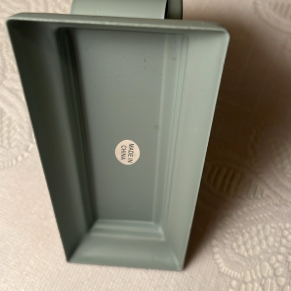 Blue quartz movement table top clock like new - Picture 5 of 7